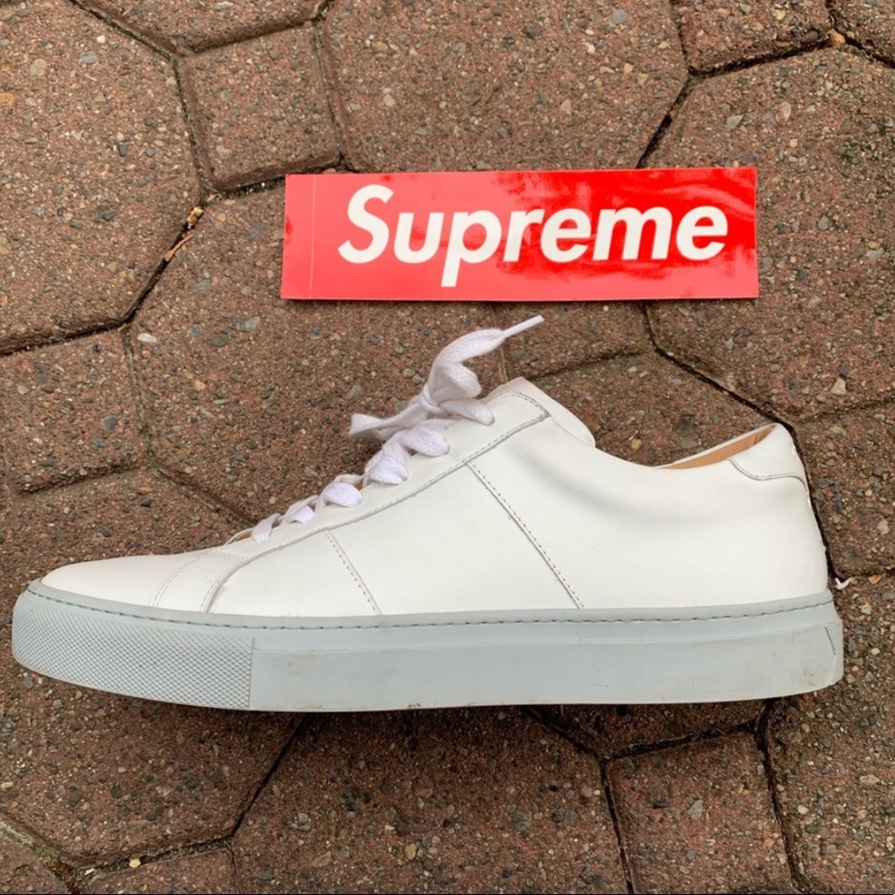 Great Royale’s White with Grey bottoms